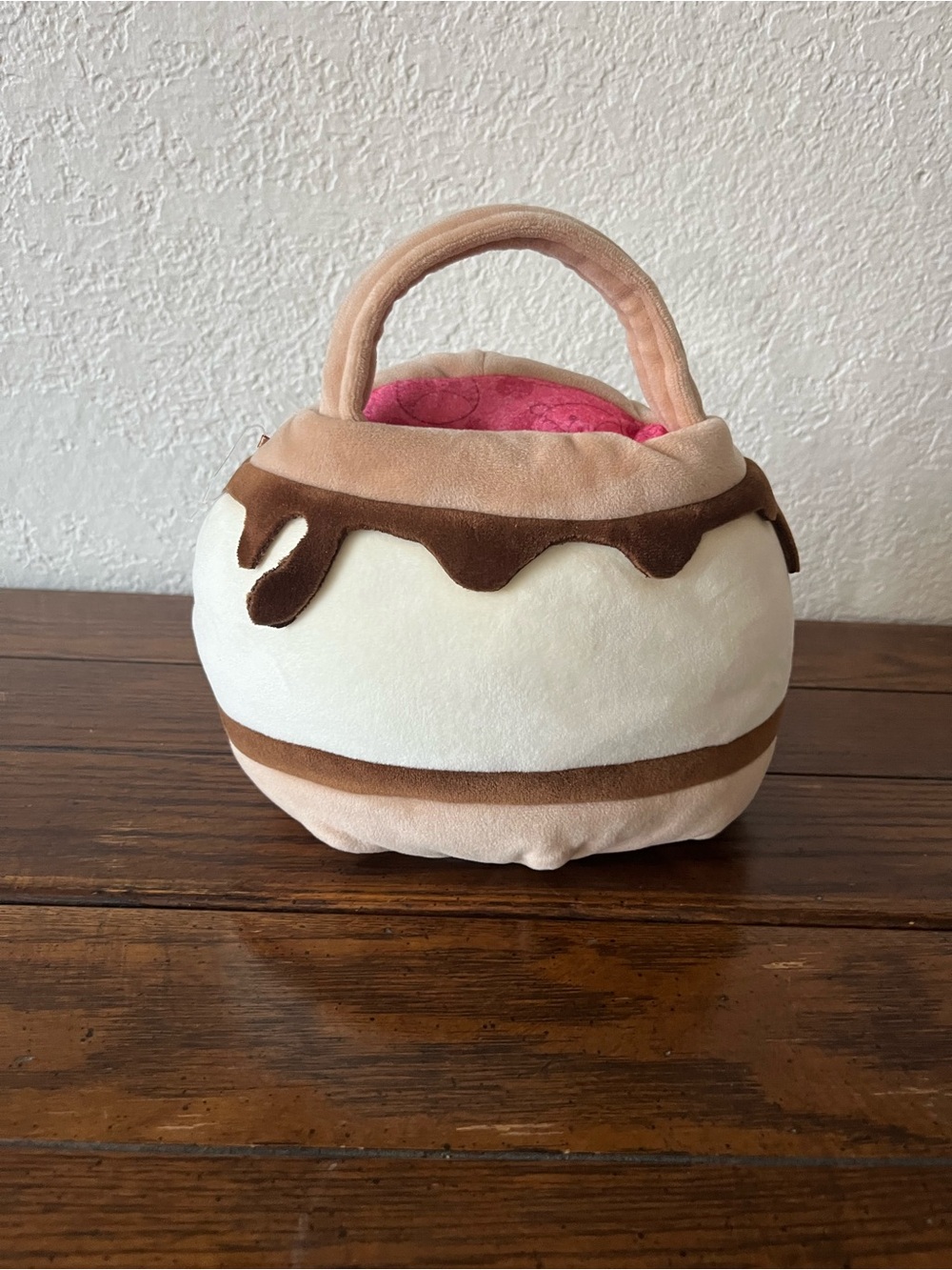 Plush Dessert Handbags Duo - Pink & Cream - Picture 3 of 10